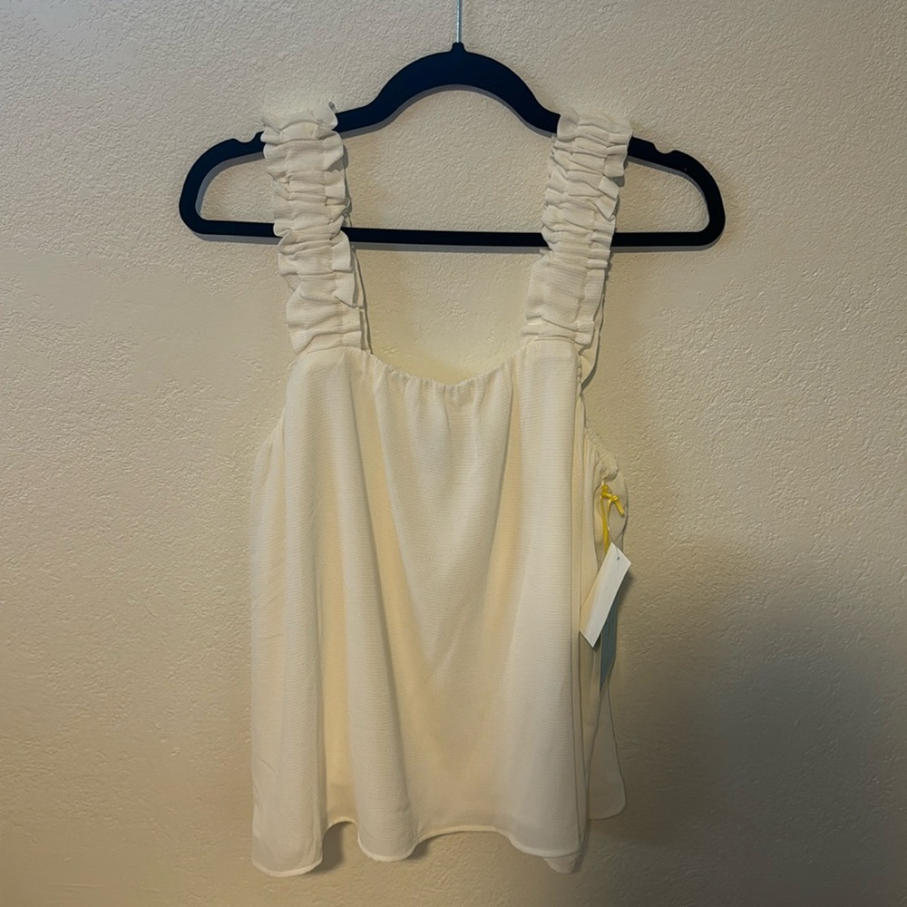 NWT CeCe Smocked White Top